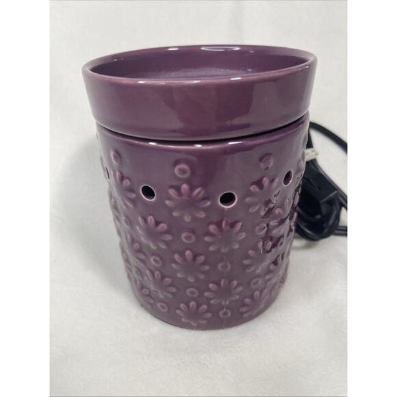 Scentsy Wax Warmer Glazed Eggplant Color Electric ~5” Tall ~4” Wide - Picture 1 of 7